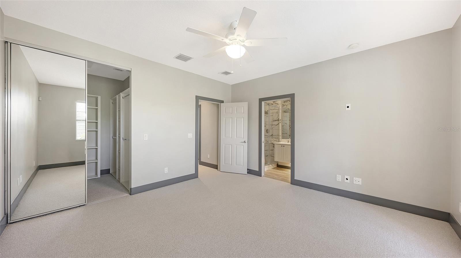 1586 DORGALI DR — photo 32