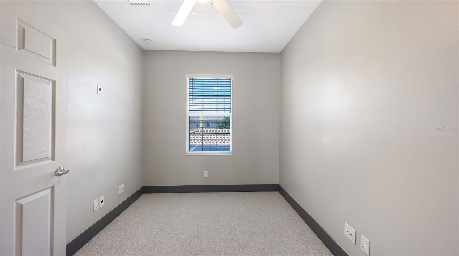 1586 DORGALI DR — photo 39