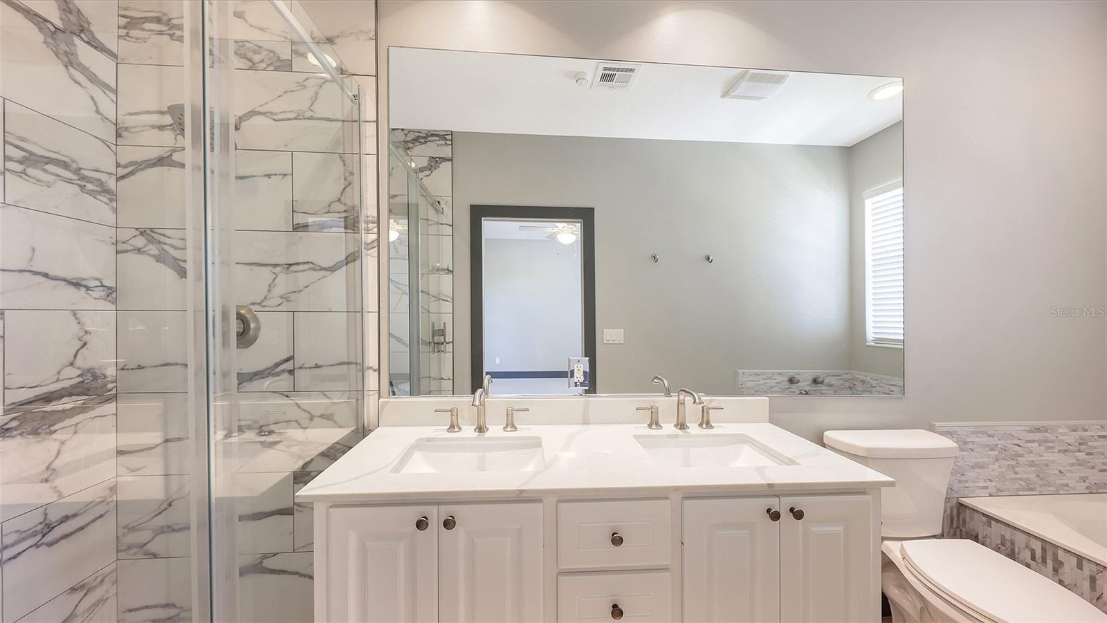 1586 DORGALI DR — photo 36