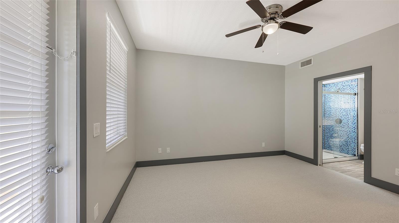 1586 DORGALI DR — photo 18