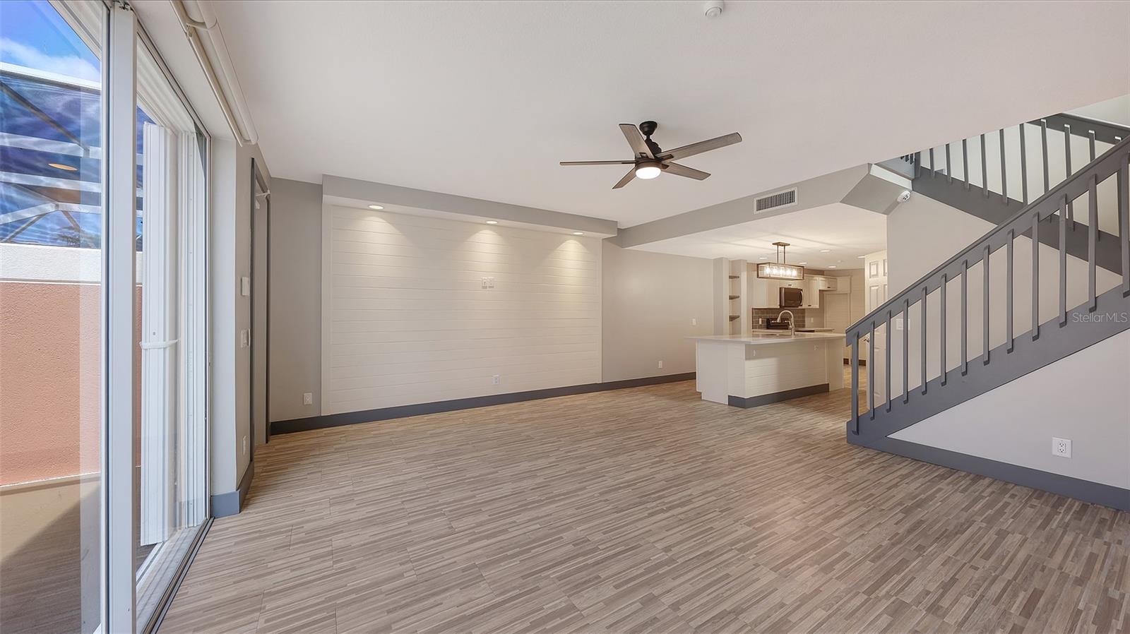 1586 DORGALI DR — photo 4