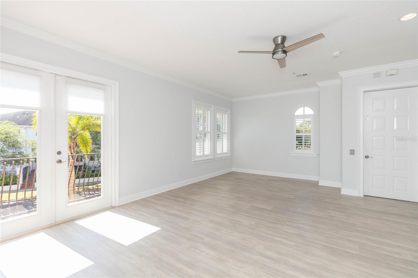 114 E DAVIS BLVD #13 — photo 11
