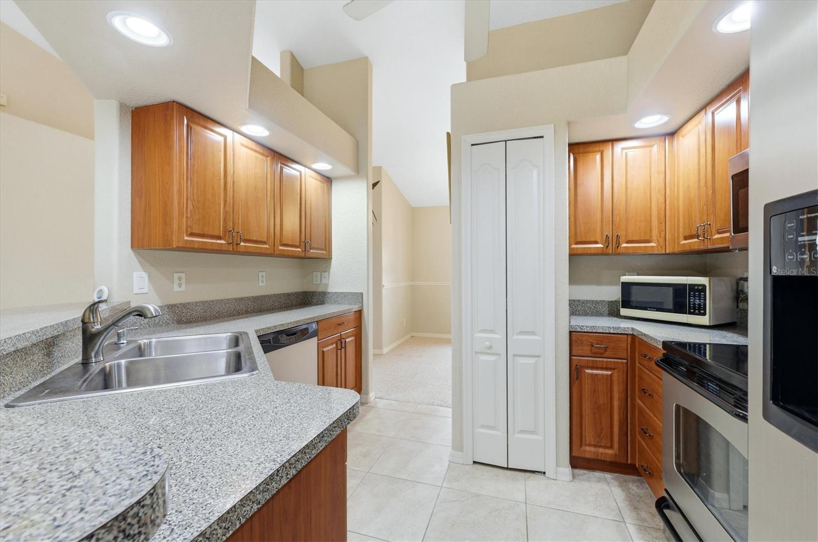 12037 MALLORCA AVE — photo 28