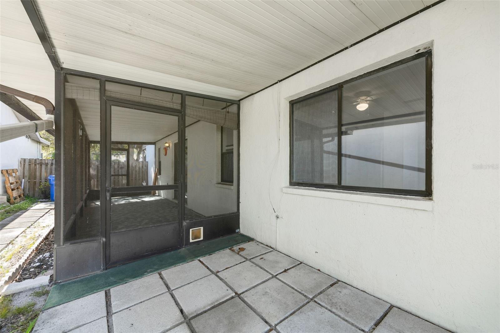 13427 LARAWAY DR — photo 39