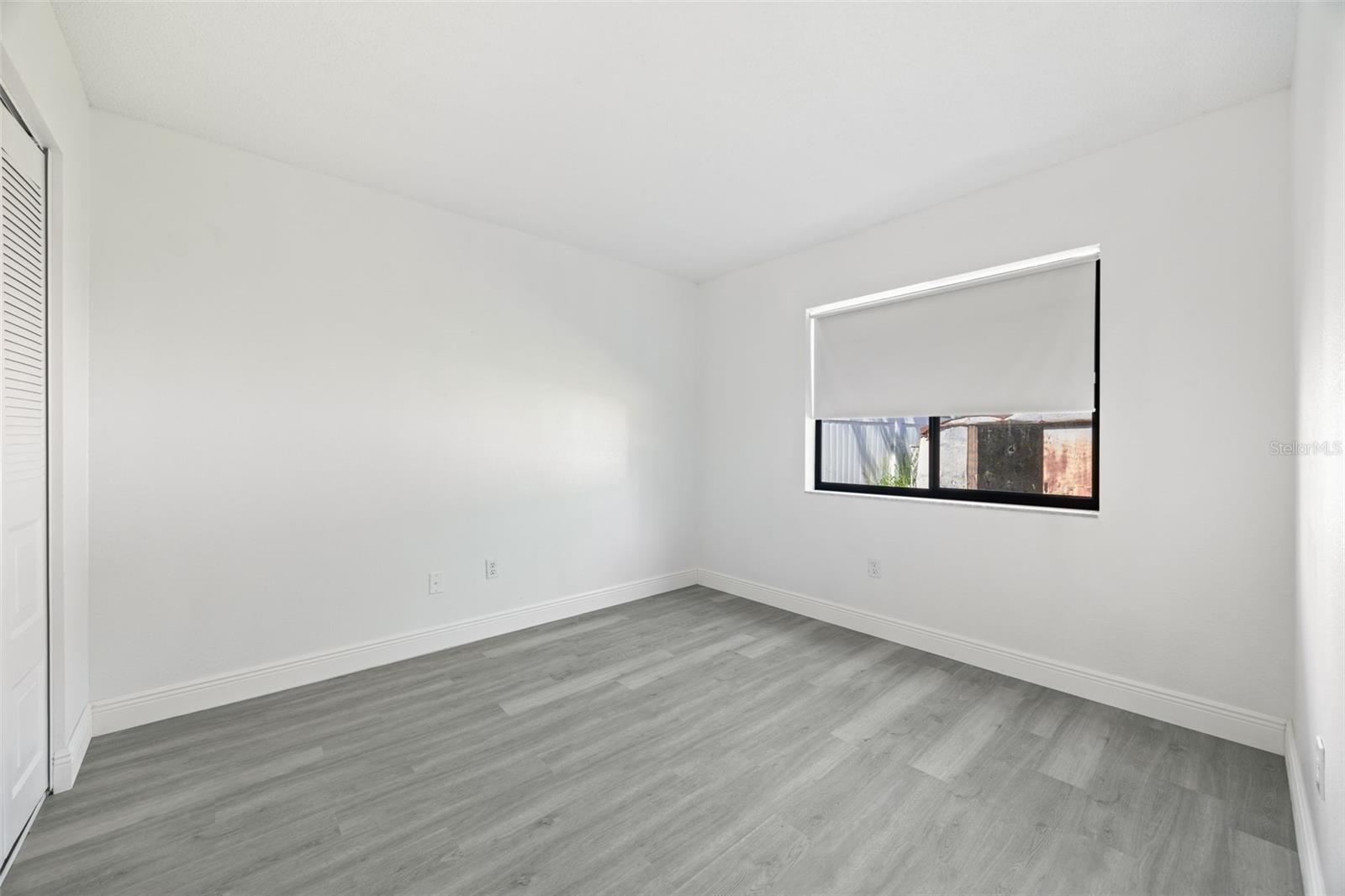 13427 LARAWAY DR — photo 25