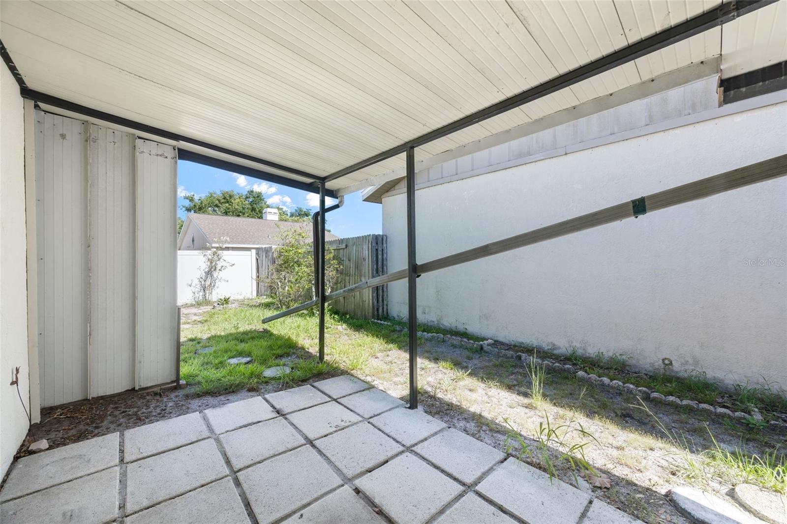 13427 LARAWAY DR — photo 38