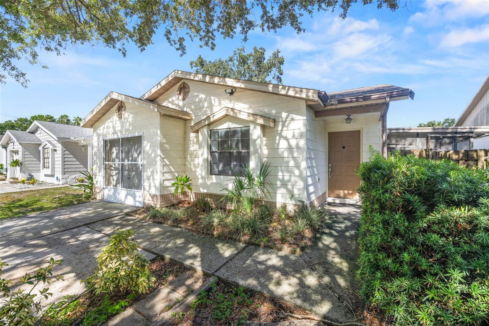 13427 LARAWAY DR — photo 2