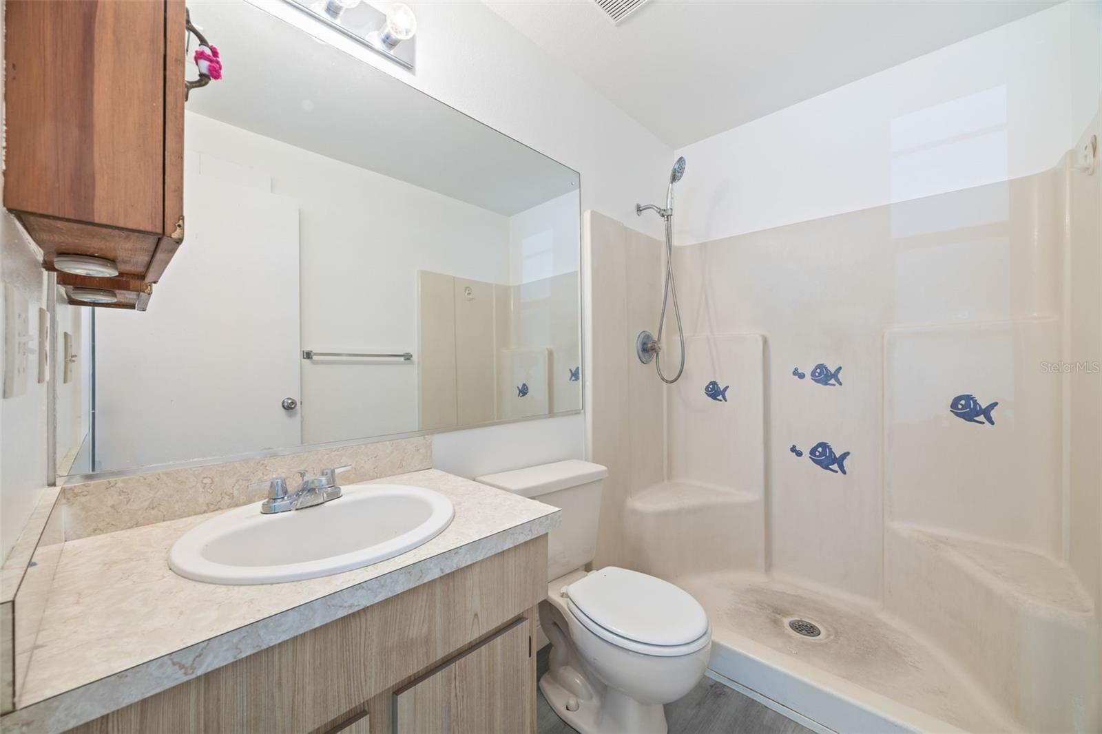 13427 LARAWAY DR — photo 32