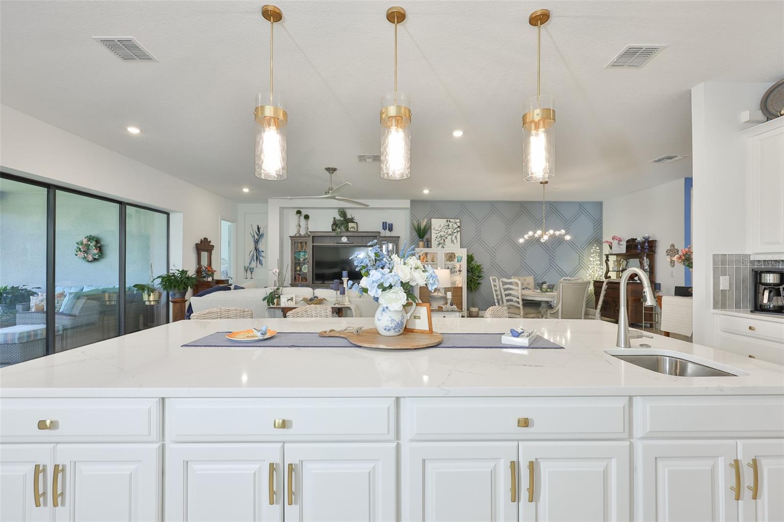 5512 CASERTA CT — photo 11