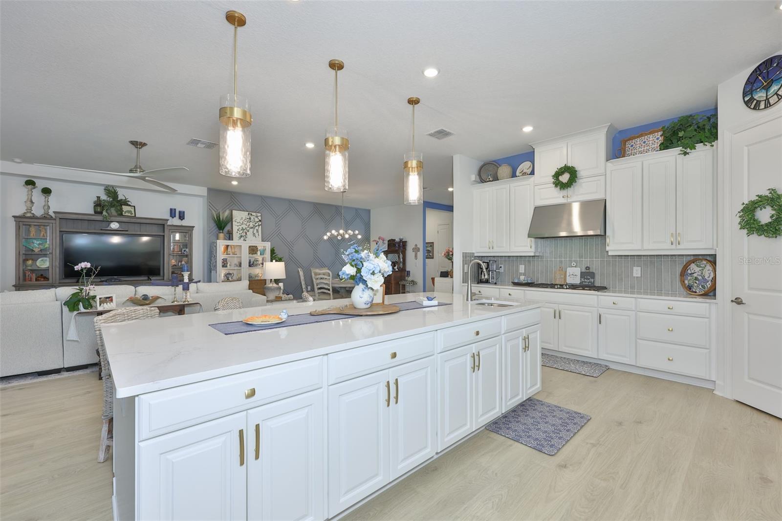 5512 CASERTA CT — photo 10
