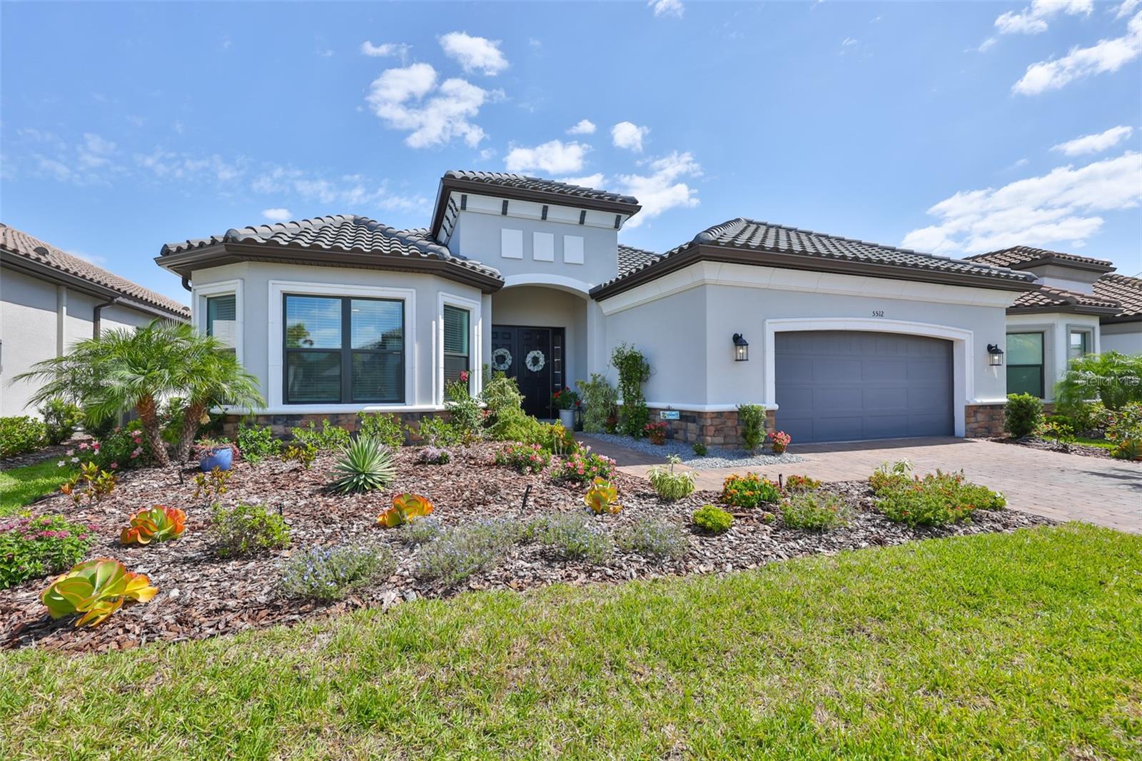 5512 CASERTA CT — photo 2