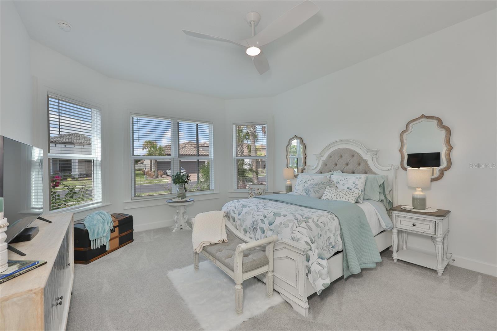 5512 CASERTA CT — photo 28