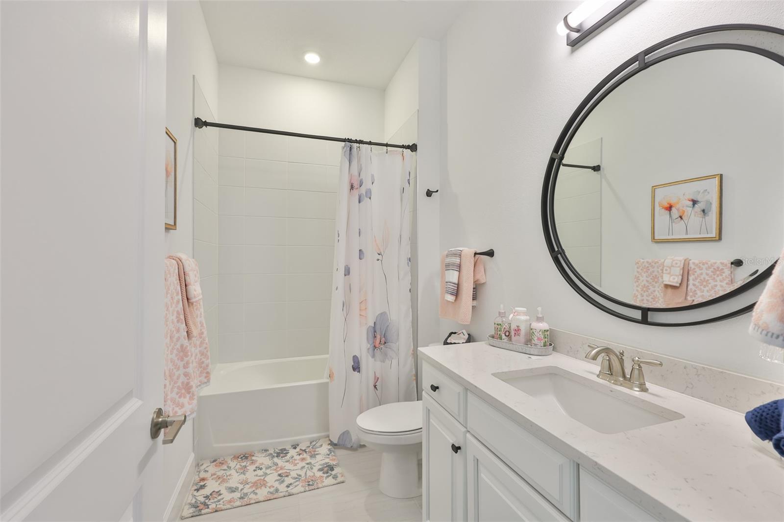 5512 CASERTA CT — photo 31