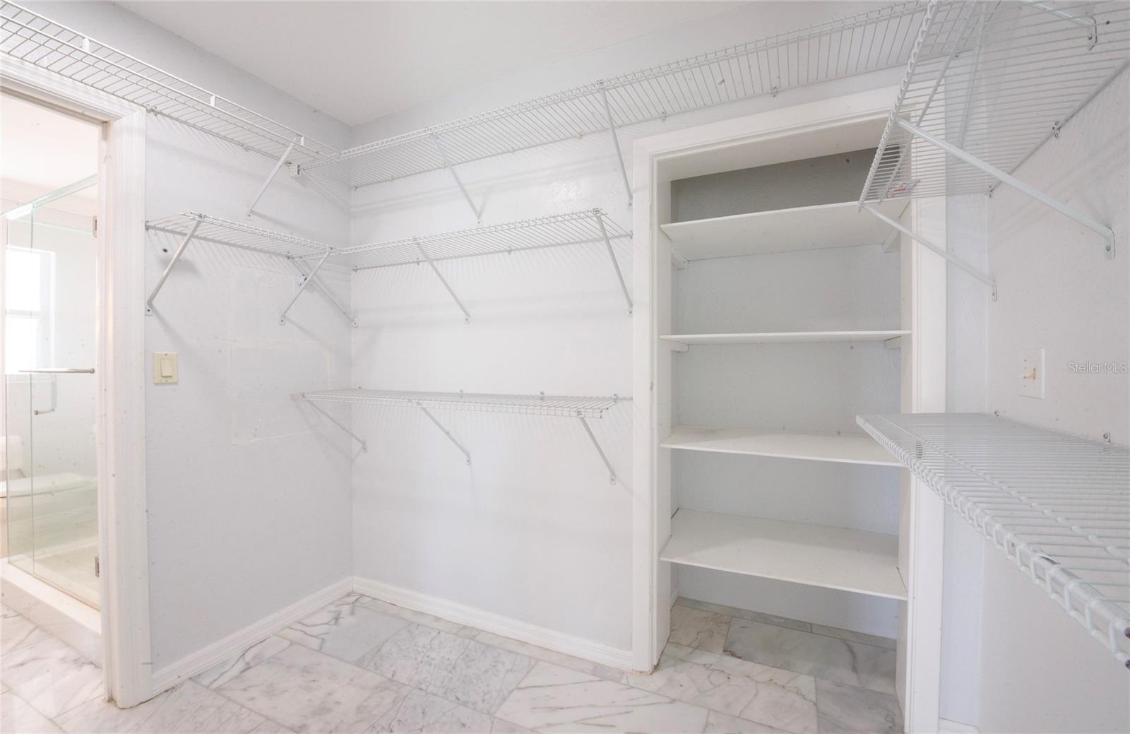 551 CRYSTAL DR — photo 40