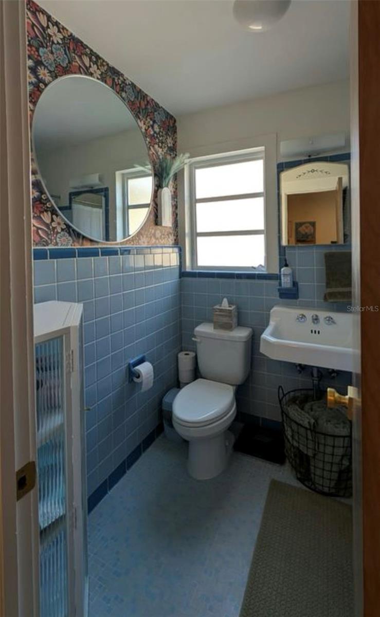 1520 E 21ST AVE — photo 15