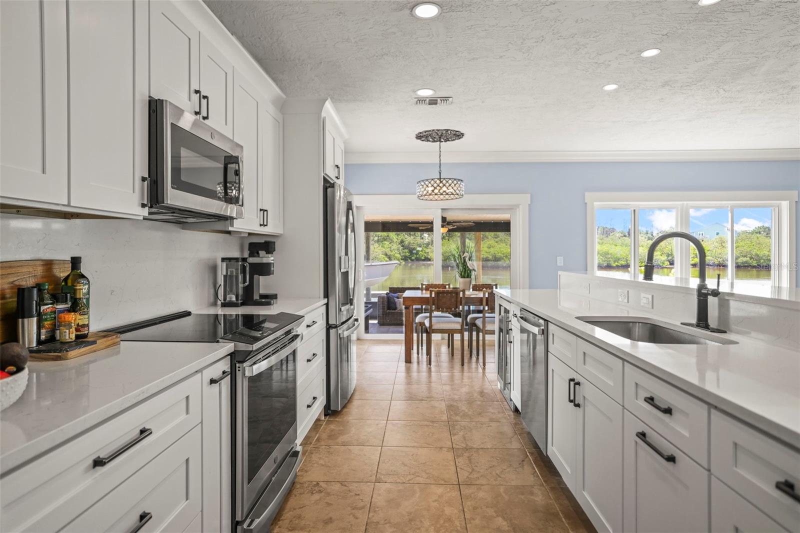 412 ORCHID LN — photo 10