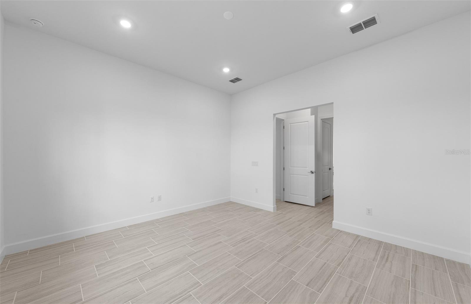 26641 BERING DR — photo 6