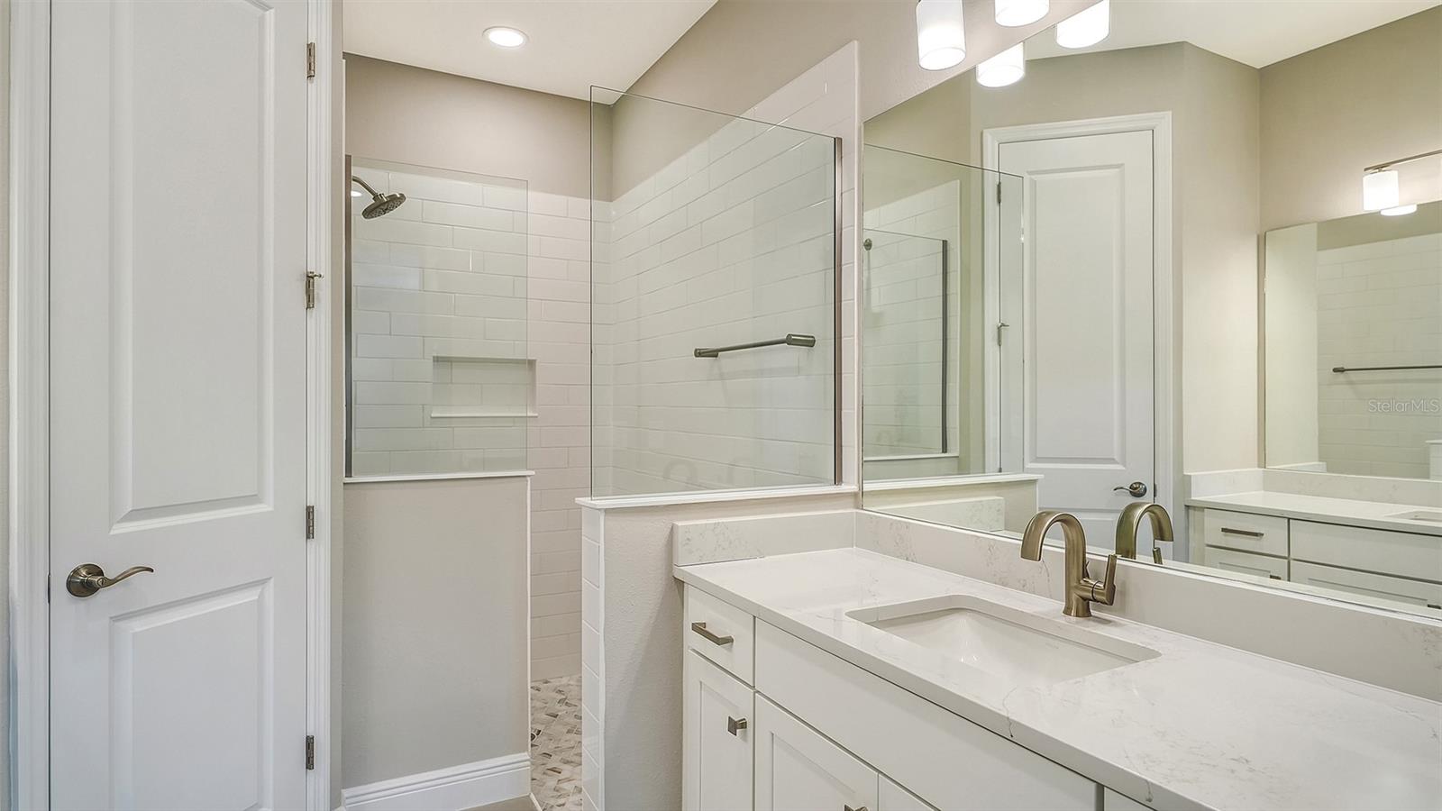 2316 BLUE MAHOE LN — photo 22