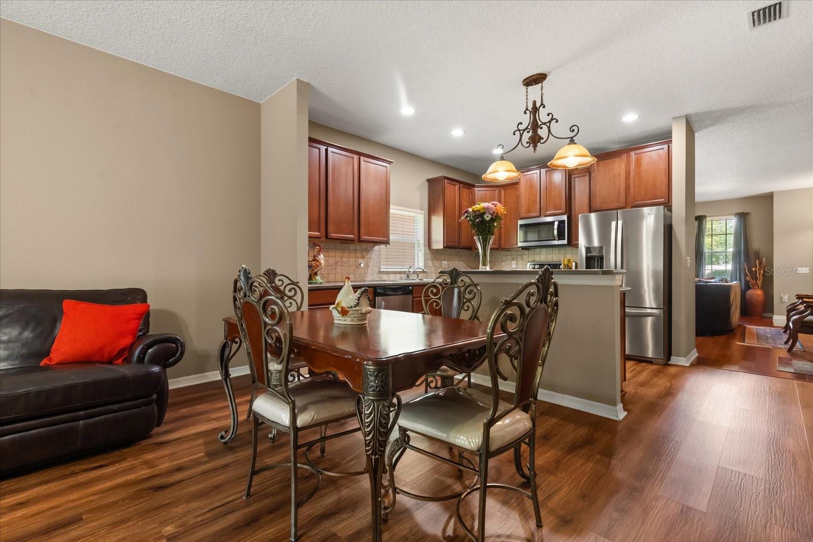 2721 WALDEN WOODS DR — photo 6