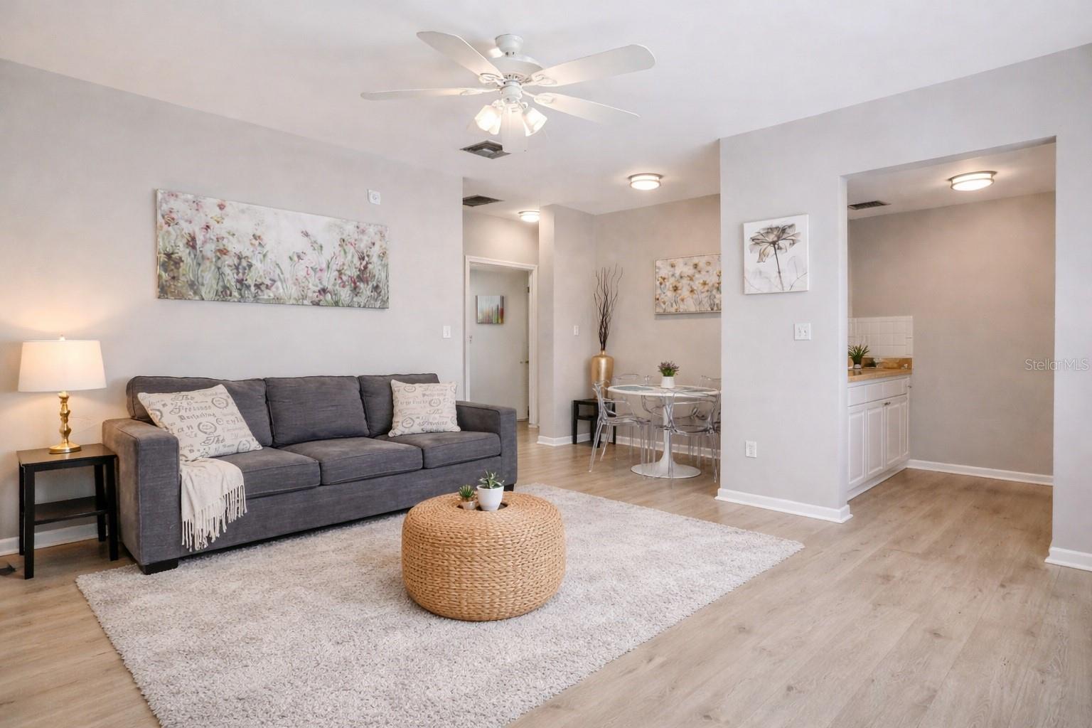 501 S MAGNOLIA AVE #4 — photo 2