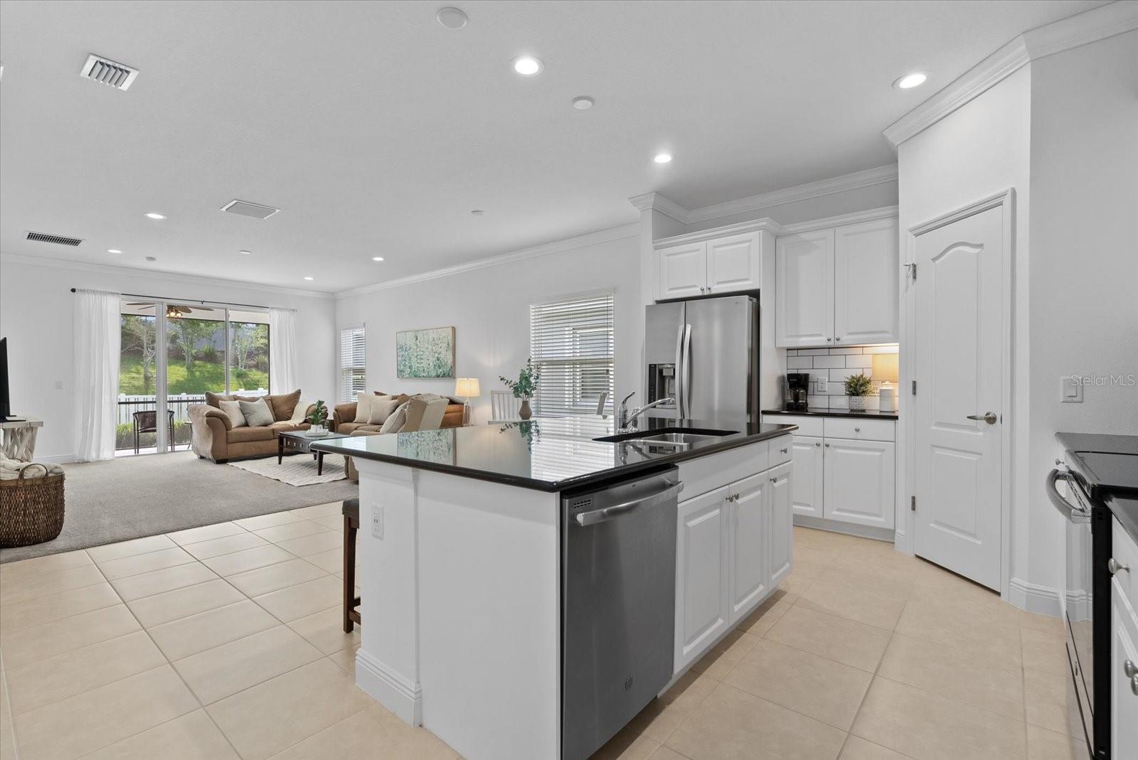 7526 RIDGELAKE CIR — photo 9