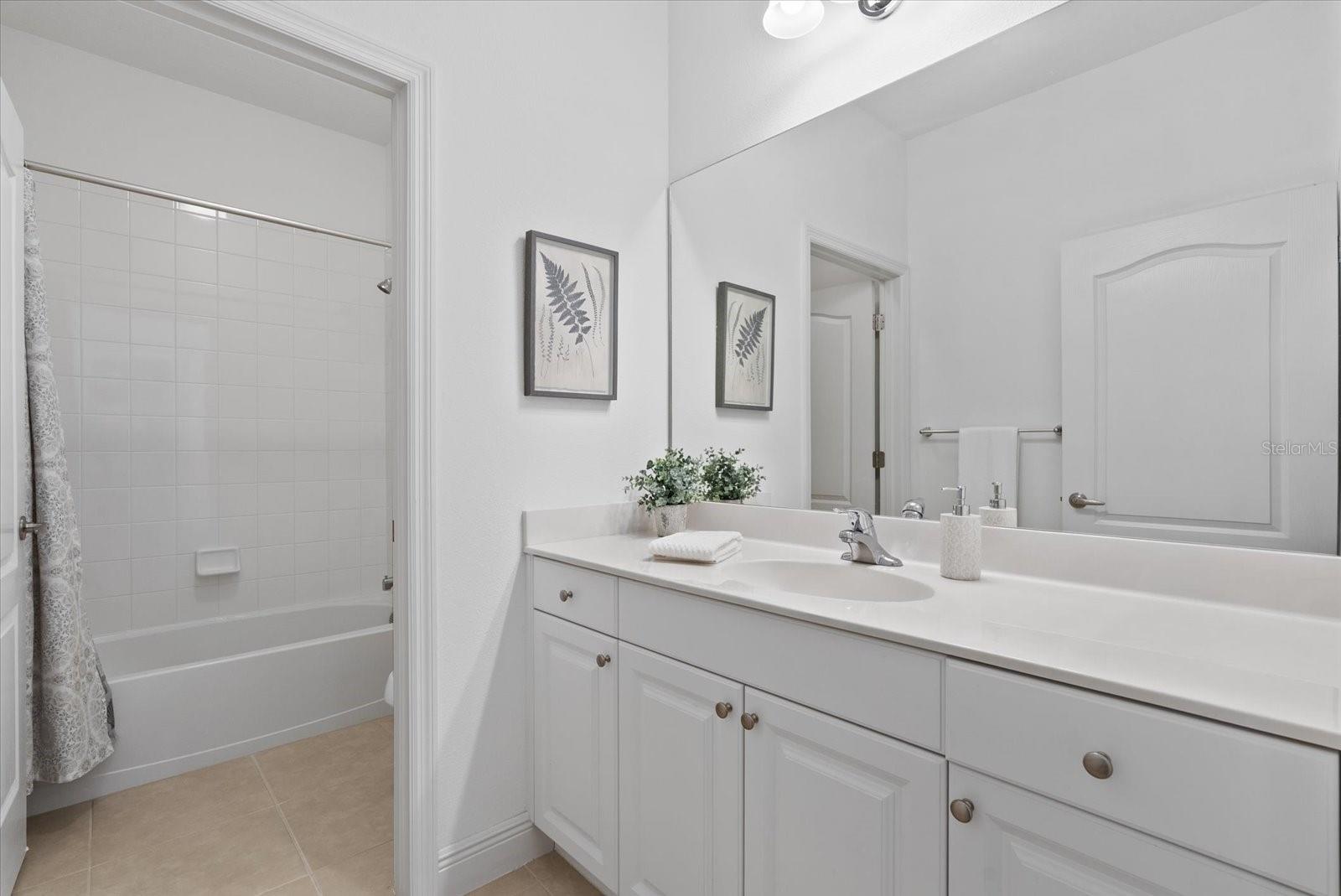 7526 RIDGELAKE CIR — photo 24