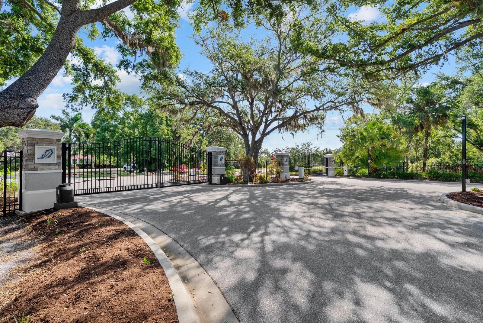 7526 RIDGELAKE CIR — photo 33