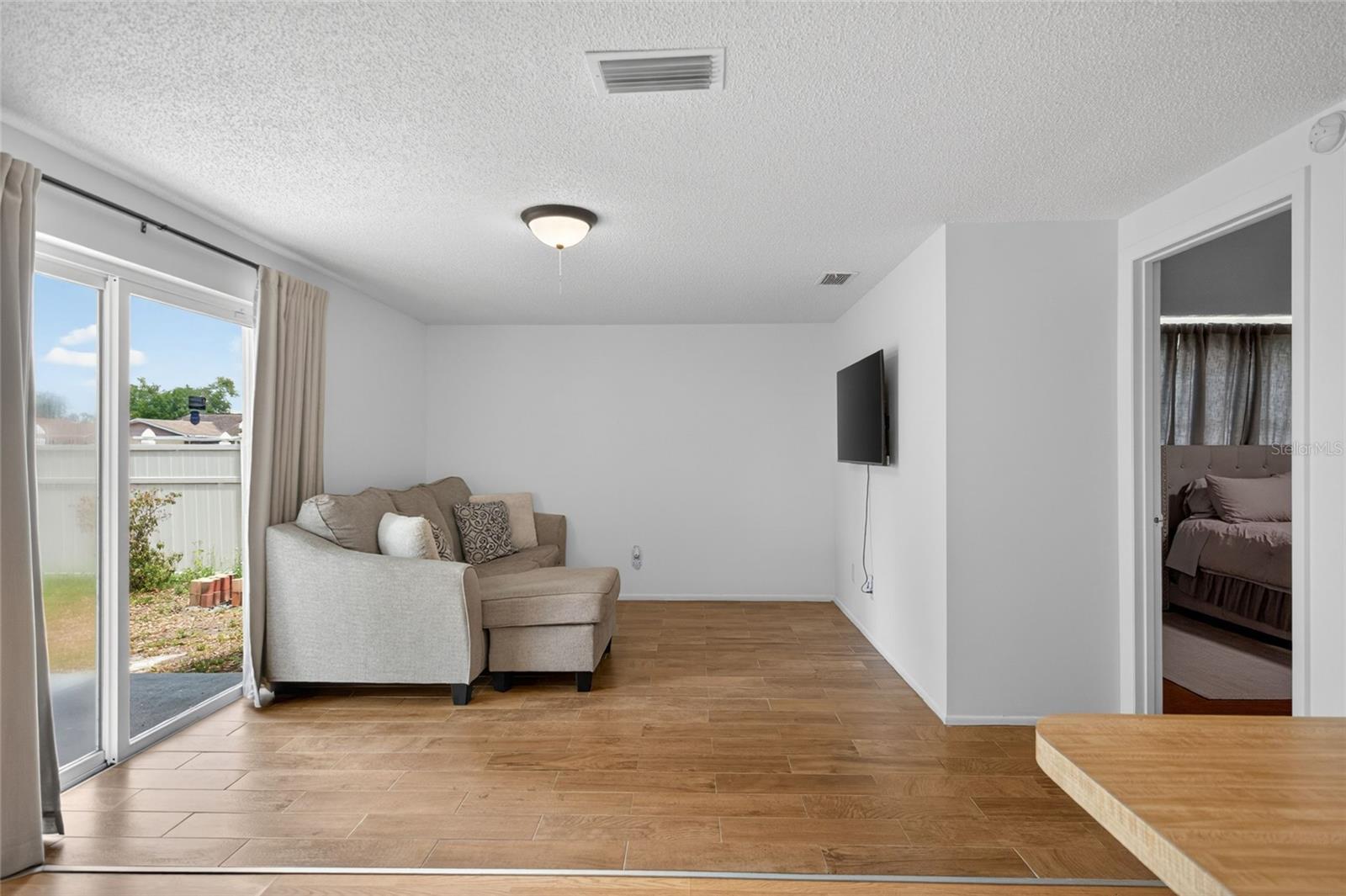 6401 REGATTA CT — photo 4