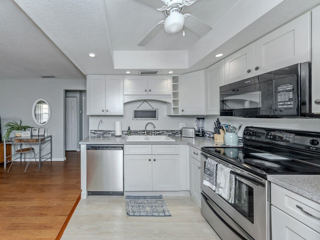 400 BASE AVE E #227 — photo 5