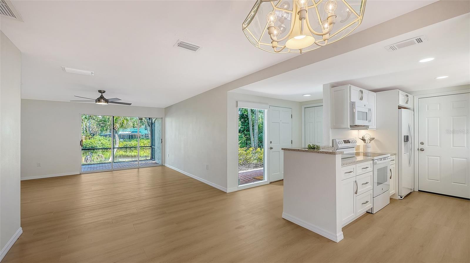 239 HOURGLASS WAY #V7 — photo 22