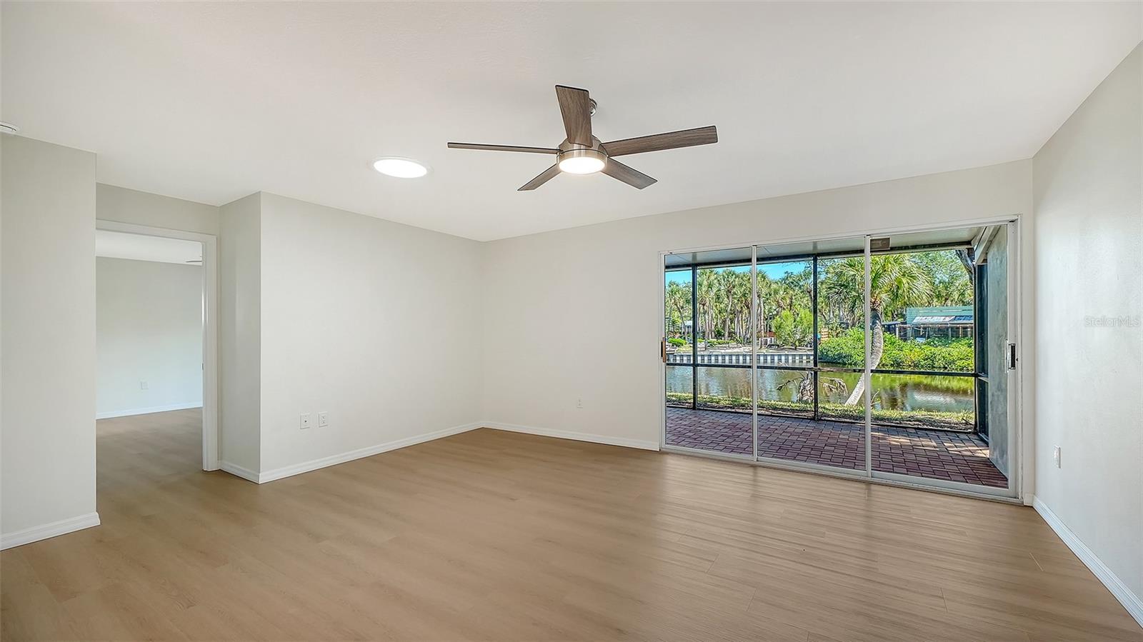 239 HOURGLASS WAY #V7 — photo 8