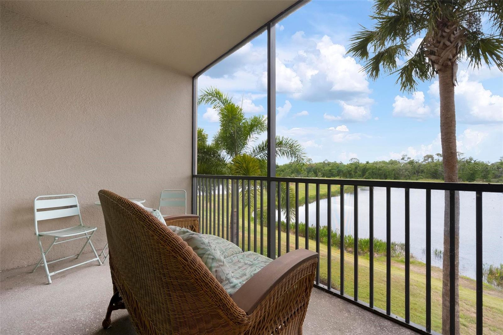 17704 GAWTHROP DR #205 — photo 25