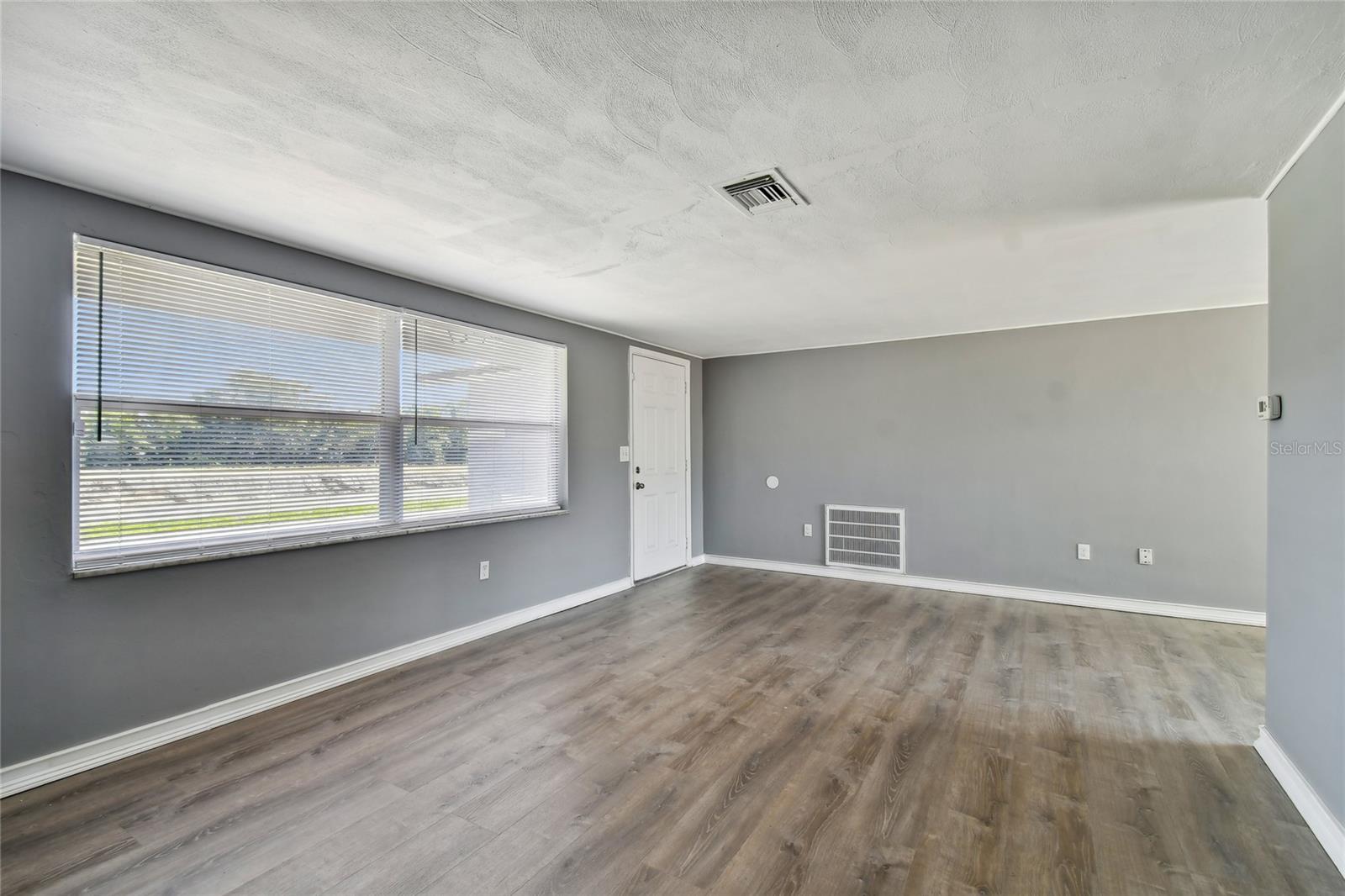 7721 ARBORDALE DR — photo 3