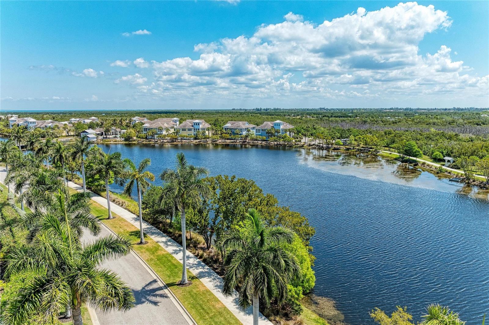395 ARUBA CIR #402 — photo 42