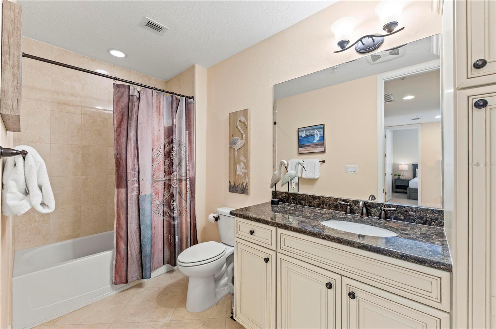 395 ARUBA CIR #402 — photo 30