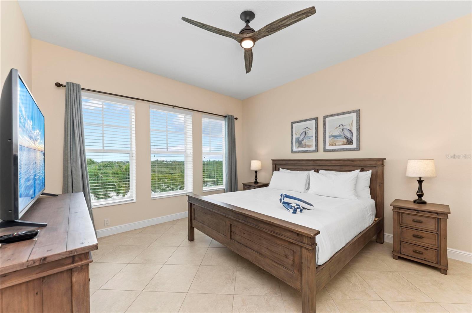 395 ARUBA CIR #402 — photo 20