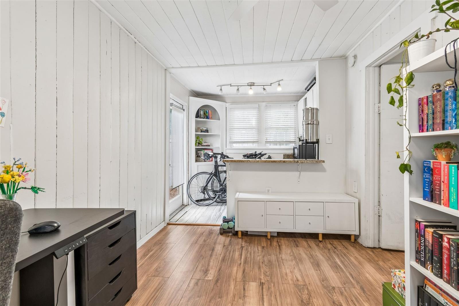1220 E EMMA ST — photo 33
