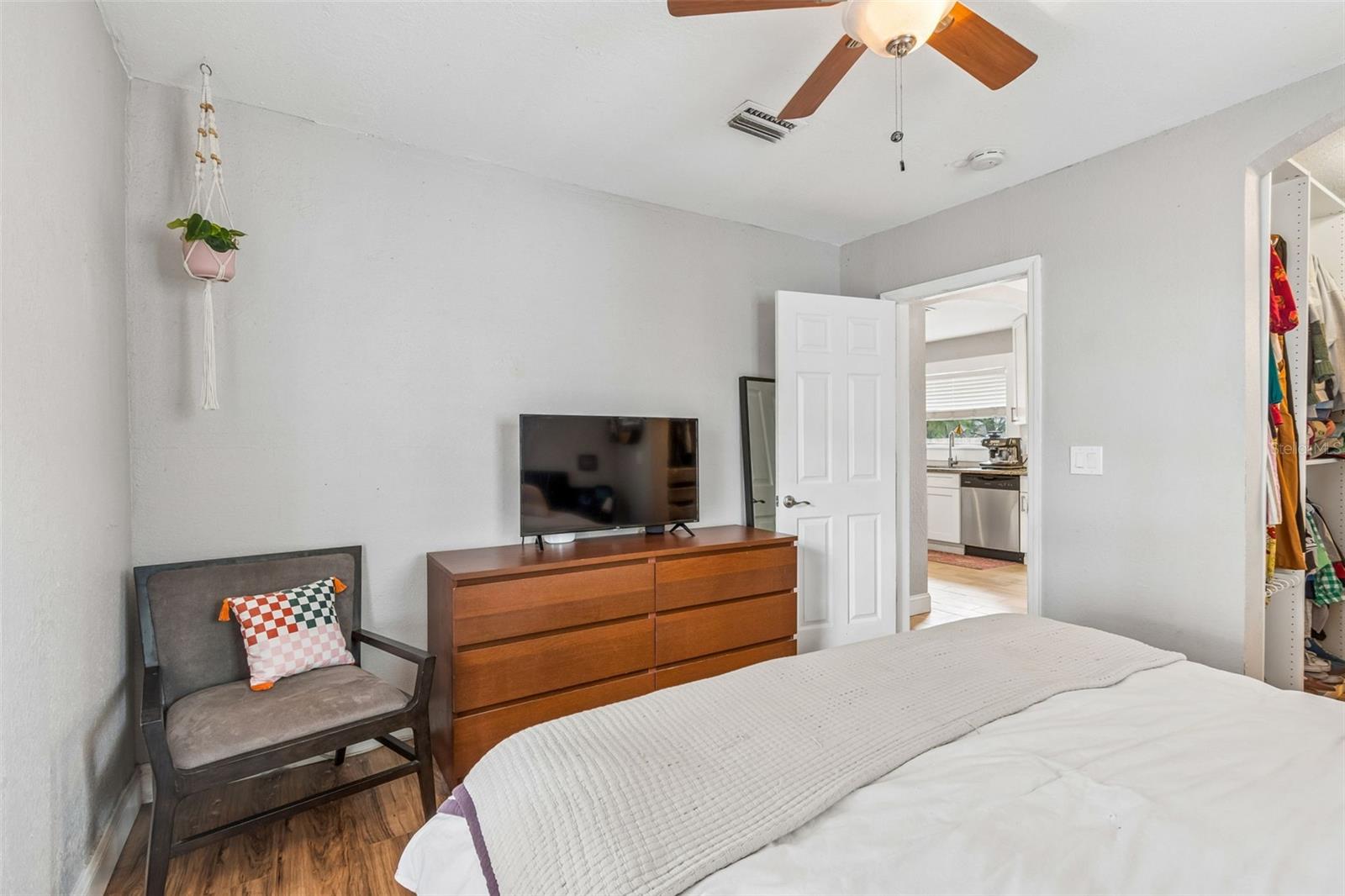 1220 E EMMA ST — photo 12