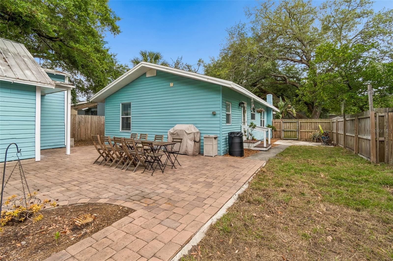 1220 E EMMA ST — photo 27