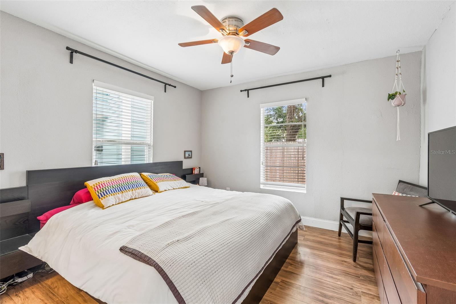 1220 E EMMA ST — photo 11