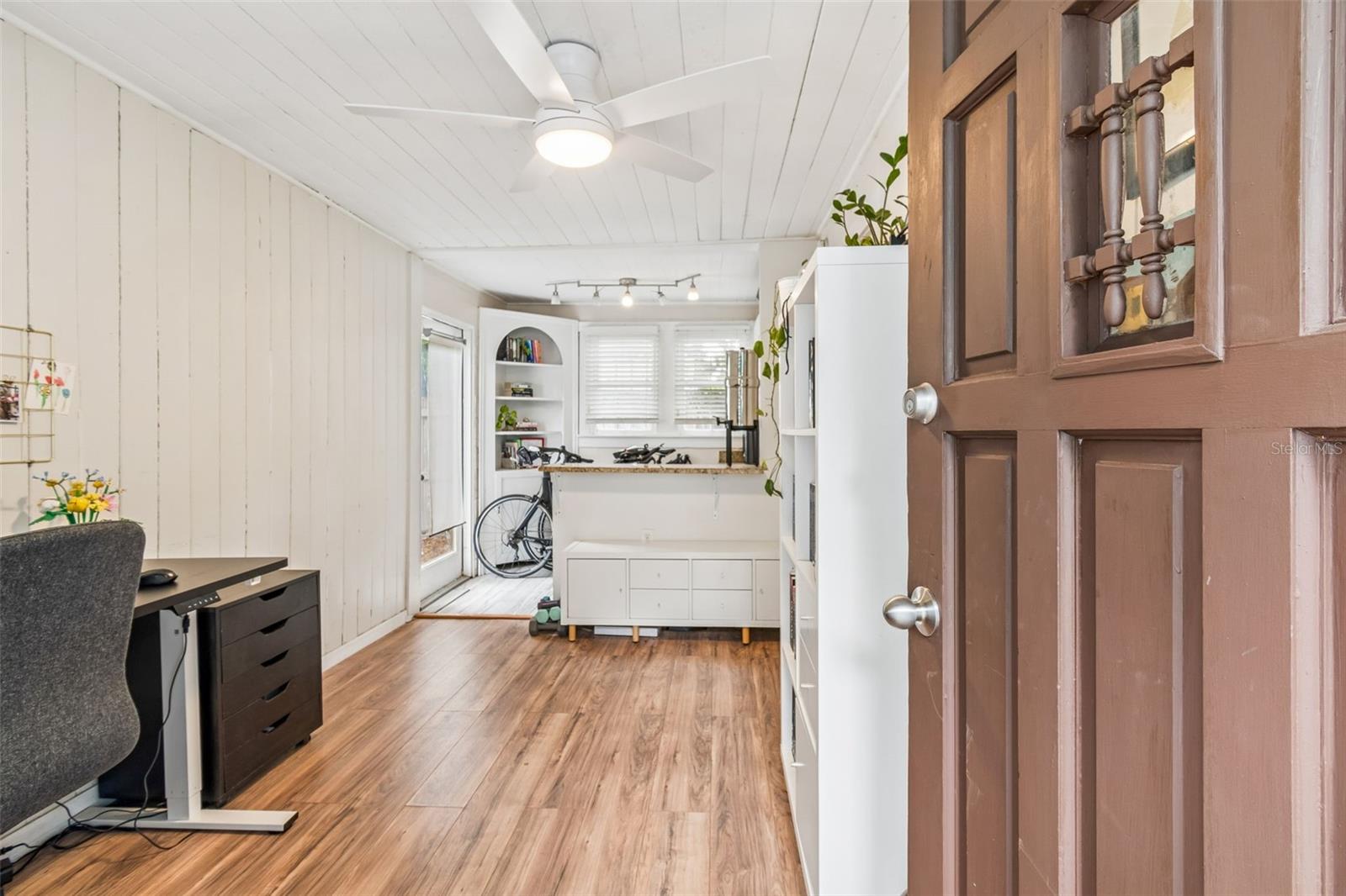 1220 E EMMA ST — photo 32