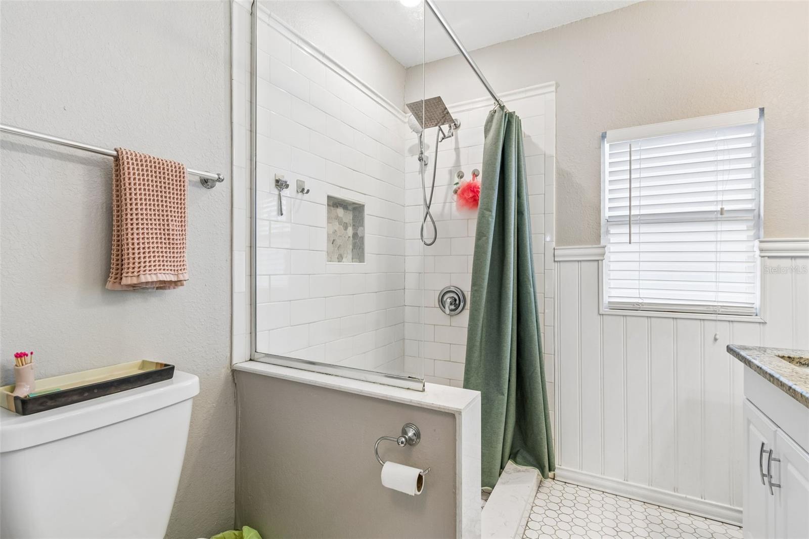 1220 E EMMA ST — photo 15