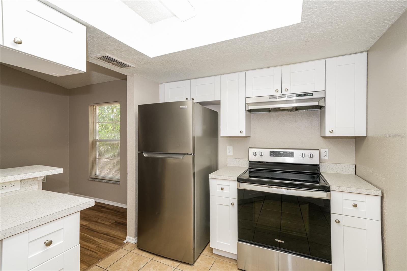 4311 THONOTOSASSA AVE — photo 25