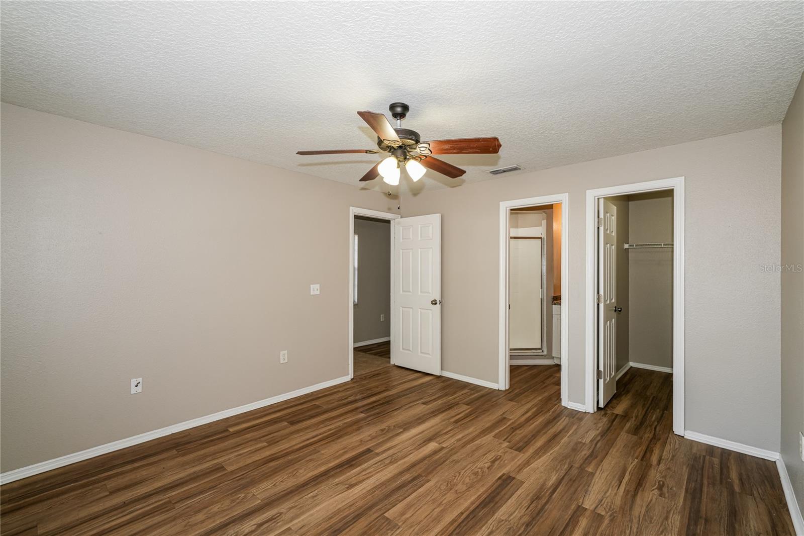4311 THONOTOSASSA AVE — photo 28