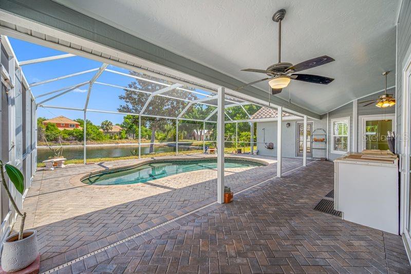 5321 GARDENS DR — photo 28