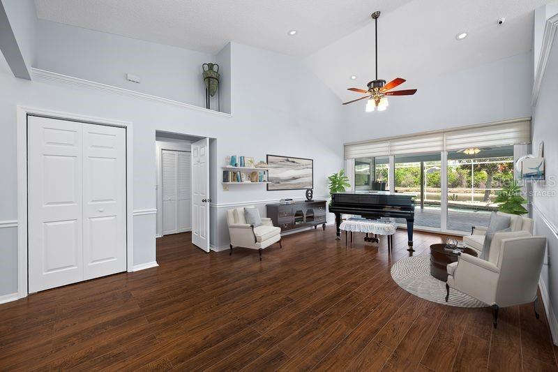 5321 GARDENS DR — photo 2