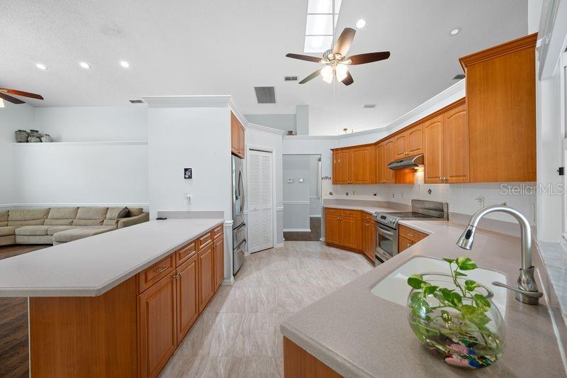 5321 GARDENS DR — photo 6