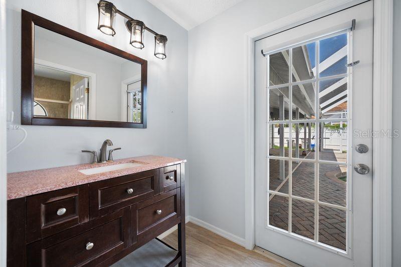 5321 GARDENS DR — photo 23