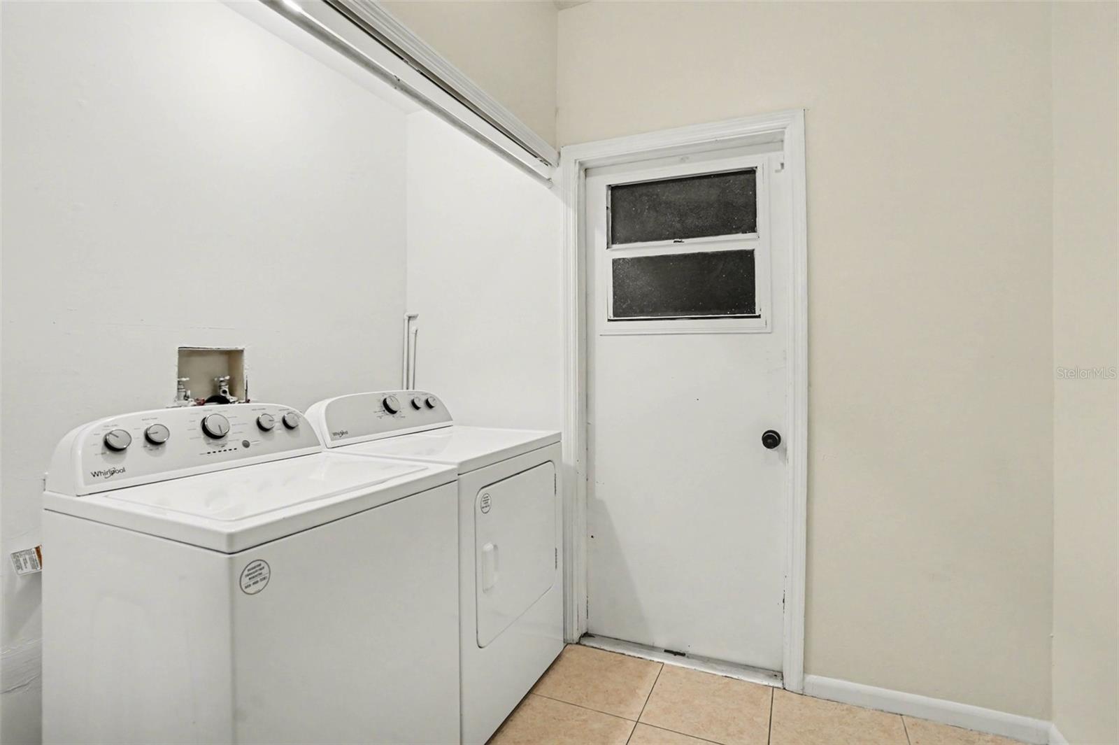 4105 SPRING WAY CIR — photo 17