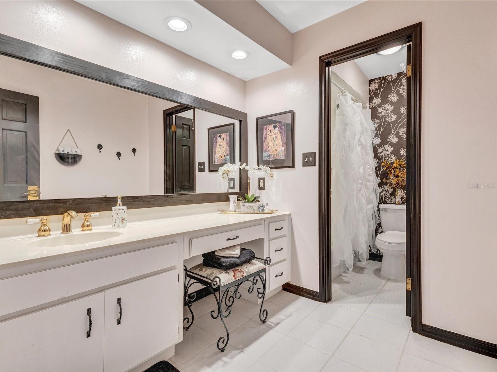 7581 CUMBERLAND RD #7 — photo 31